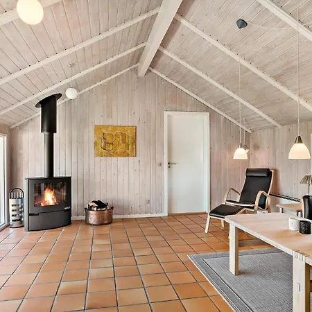 3 Bedroom Amazing In Tranekaer Lokkeby